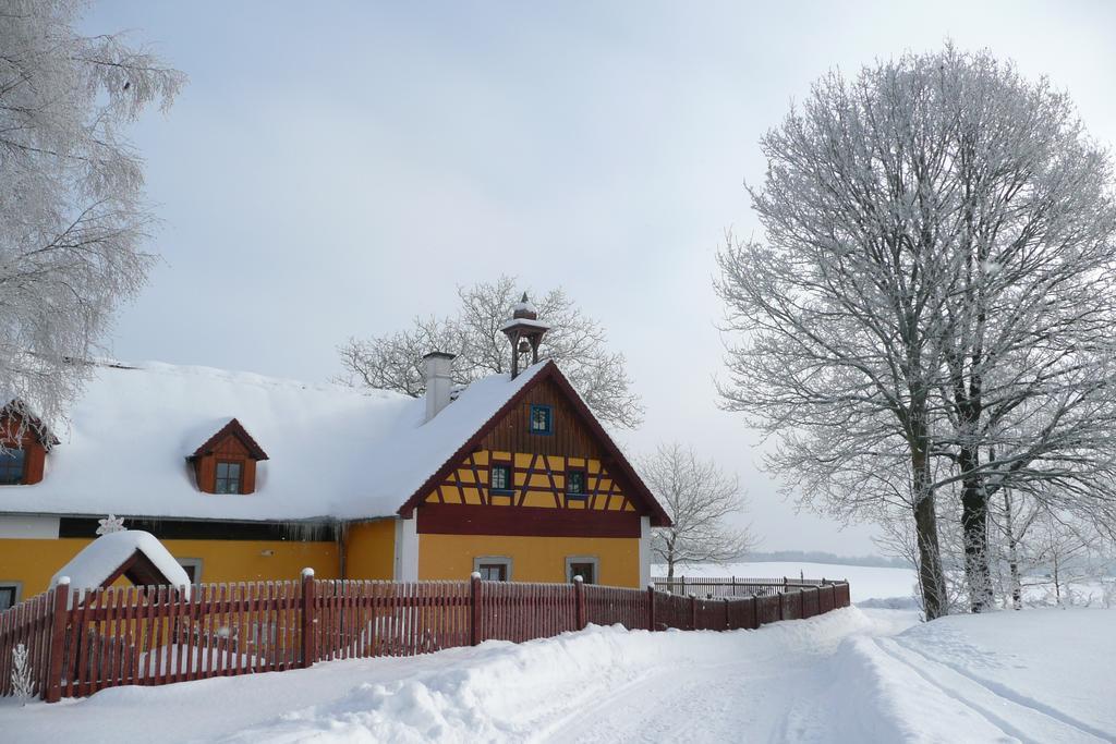 Hrazdeny Statek Mytinka Pensionat Exteriör bild